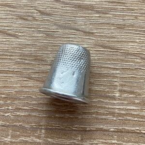 Vintage Silver Thimble🪡🧵